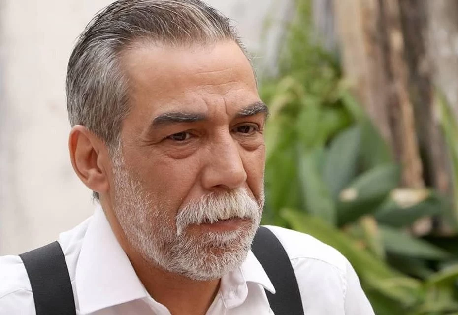 ايمن رضا يتحدث عن ممـارسـات لا اخـلاقية يقوم بها الممثلين السوريين