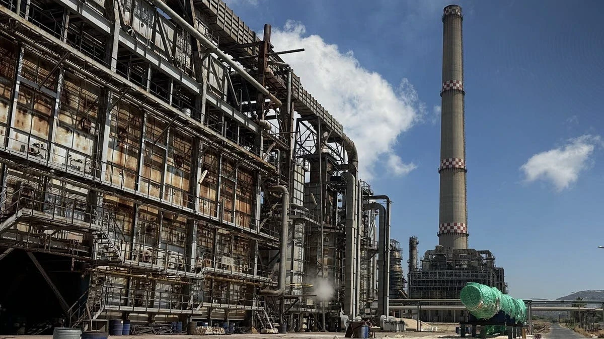 أضخم مفاعلات تدخل سوريا: طولها 40 متراً وتزن 165 طناً! تفاصيل مشروع تحديث مصفاة بانياس