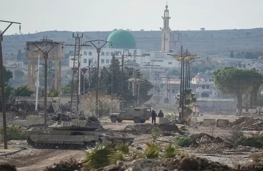 الفجوة الأمنية تتسع بين إسرائيل وسوريا وسط مطالب دمشق الجديدة