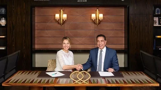 شركة أبوظبي للاسـتثمارات السياحية تسـتثمر 100 ملـيون دولار في فندق فـاخـر بمنطقة الأهـرامـات