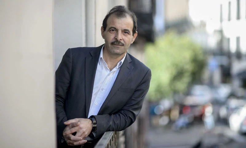 أنـور البني: العـدالة الانتقـالـية ضـرورة لاسـتقـرار سوريا بعد إسـقـاط النظام