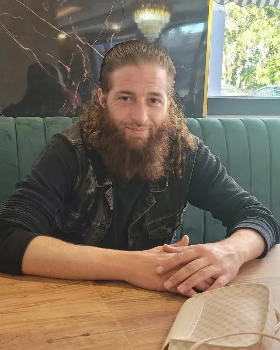 وفاة شاب بعد توقيفه في الجامع الأموي تشعل الغضب بدمشق وتحقيق رسمي بالحادثة