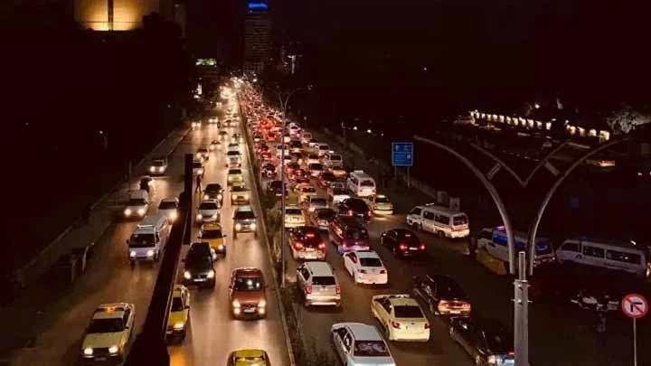 سكان حي حلب الجديدة يطالبون بتدخل عاجل لوقف ظاهرة "التشفيط" المقلقة في شوارع الحي