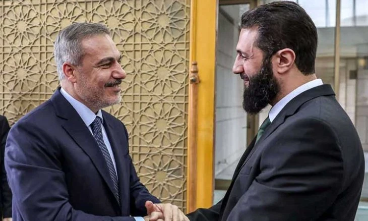 وزير الخارجية التركي: نناقش مع دمشق مستقبل التفاهمات مع قوات سوريا الديمقراطية واستقرار المناطق الشمالية