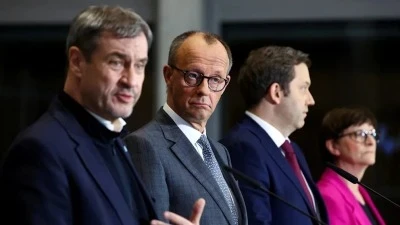 الحكومة الألمانية تشرع في محادثات مع الحكومة السورية المؤقتة بشأن اللجوء والحماية للسوريين