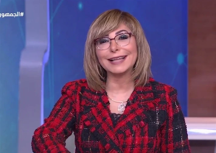 فيديو.. لميس الحديدي: ليه ما نعملش الحج أون لاين و"ليه لازم نروح نلف حولين الكعبة 7 مرات"