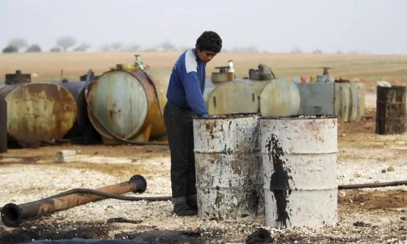 أنباء عن تحسن كبير باسعار النفط والمحـ.ـروقات