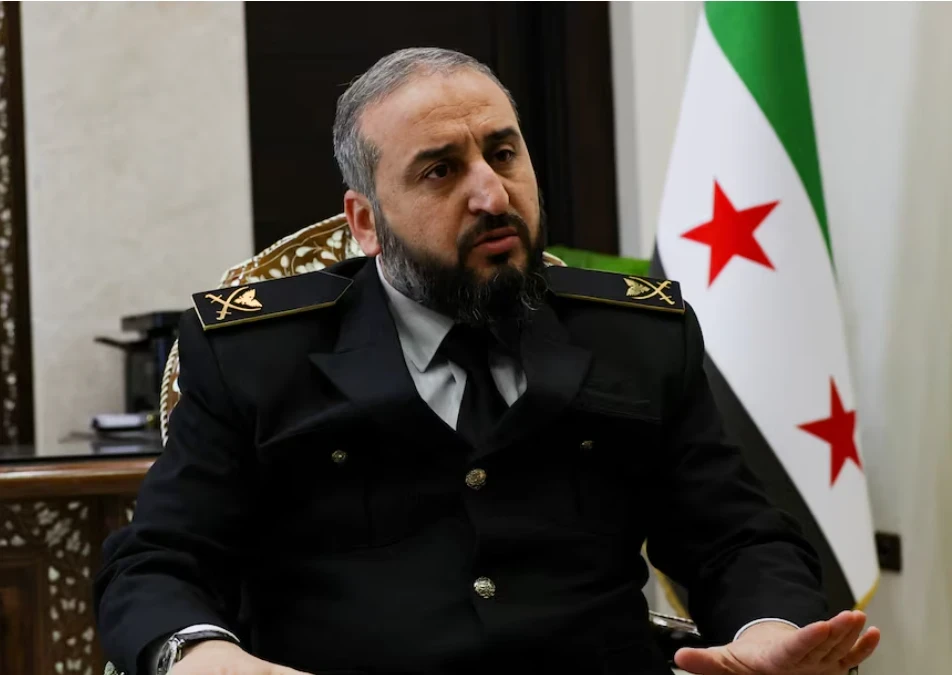 وزير الدفاع السوري: إعادة بناء الجـ.ـيش ليكون ممثلًا لجميع السوريين