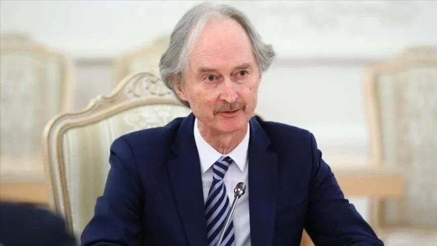 بيدرسون يعود إلى دمشق لمواصلة جهوده السياسية في ظل تحديات جديدة للأطراف السورية