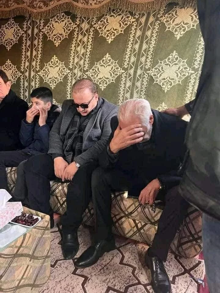 ممثلة سورية تثـير الجدل باطلالتها خلال عزاء شادي زيدان