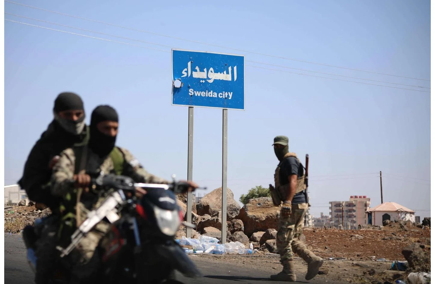 زمان الوصل تنفي مزاعم نقل سجناء صيدنايا إلى السويداء وتدعو للحذر من الشائعات