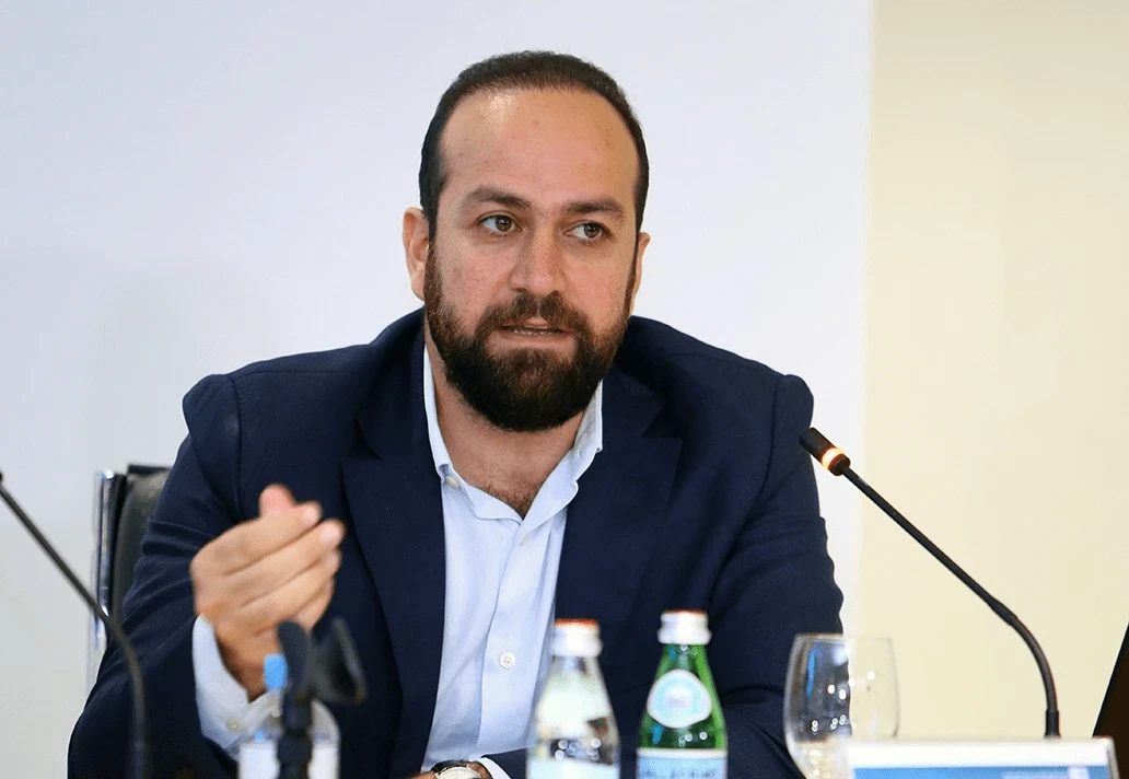 وزير الإعلام حمزة مصطفى: خطوات جديدة لمواجهة خطاب التحريض وتعزيز الخطاب الإعلامي في سوريا