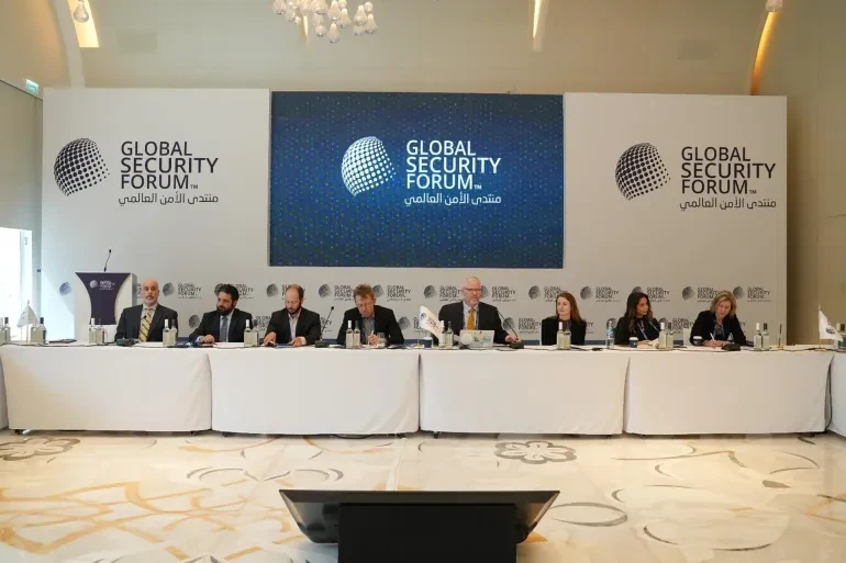 خبراء دوليون يؤكدون أهمية العدالة الانتقالية لإعادة بناء سوريا بعد سنوات من الصراع