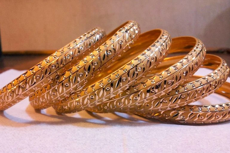 ارتـفاع مبـيعات الذهب رغـم زيـادة الأسعـار وجزماتي يوضـح الأسـباب