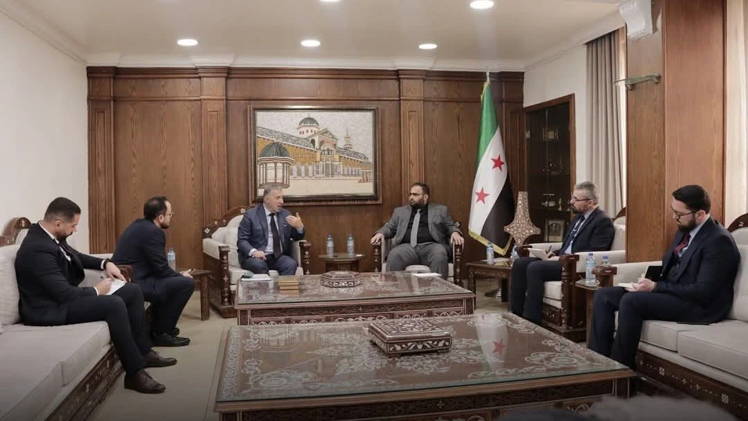 وزير الاقتصاد يبحث مع البنك الدولي خطط التنمية والتعافي الاقتصادي في سوريا