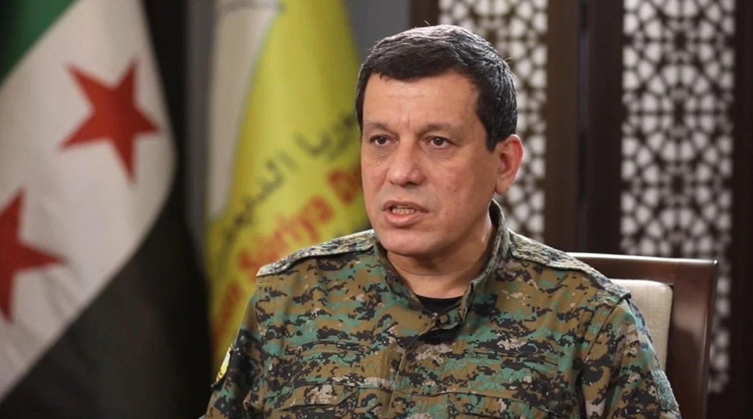 مظلوم عبدي: عدم دعوة قسد لاجتماع توحيد الفصائل سيؤدي إلى تعقيد الأوضاع