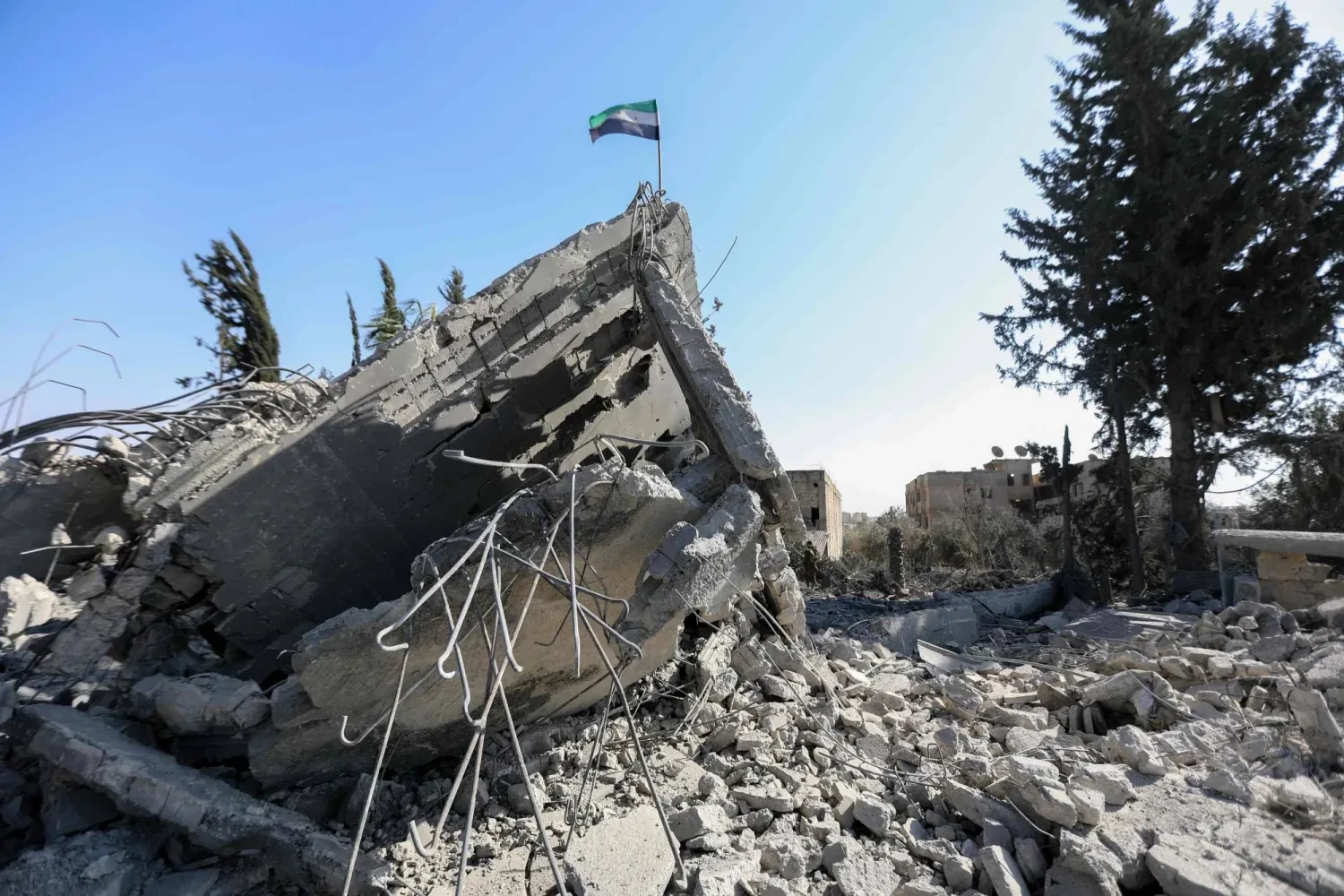 دمشق تدعو لوقف العدوان الإسرائيلي وتؤكد انفتاحها على المجتمع الدولي