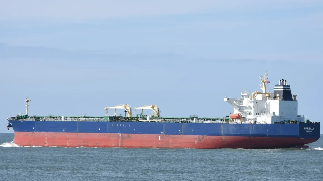 وصول ثلاث ناقلات روسية إلى مرفأ بانياس النفطي