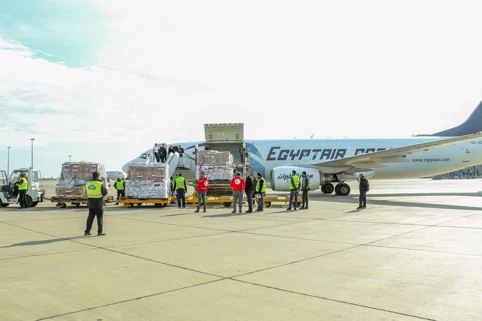 مسـاعدات إنـسـانية من الهـلال الأحمـر المصـري لدعـم الأسـر الأكـثر احتيـاجاً في سوريا