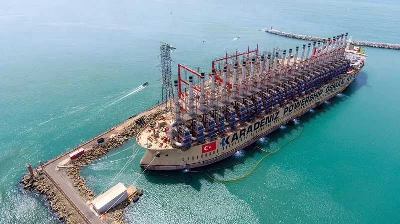 سوريا تسـتعد لاسـتقبال سفـينتـين لتوليـد الكـهرباء من تركيا وقطر