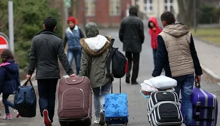 عودة متزايدة للاجئين السوريين من الأردن وسط تحديات أمنية واقتصادية