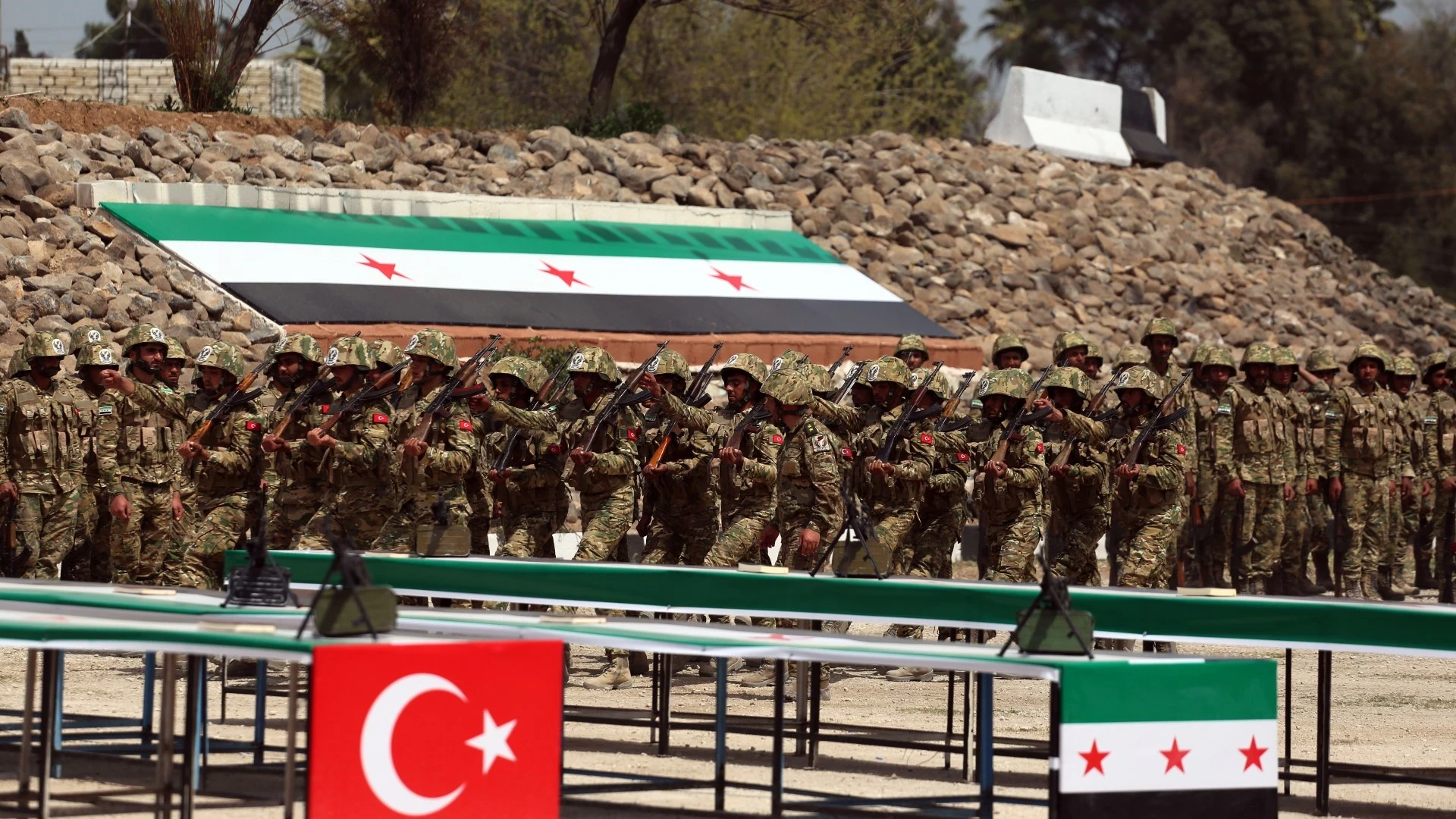 تركيا وسوريا على أبواب اتفاق أمني جديد.. مباحثات متقدمة وتعاون مرتقب في ملفات حساسة