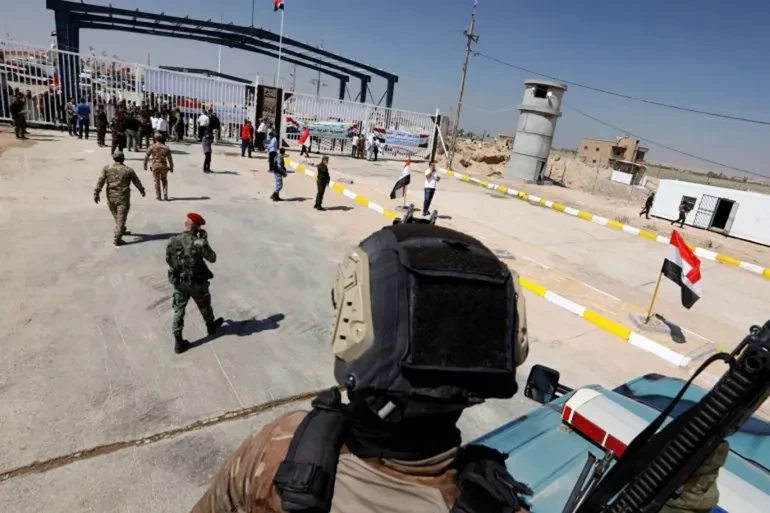 العراق يسمح بدخول فئات من السوريين