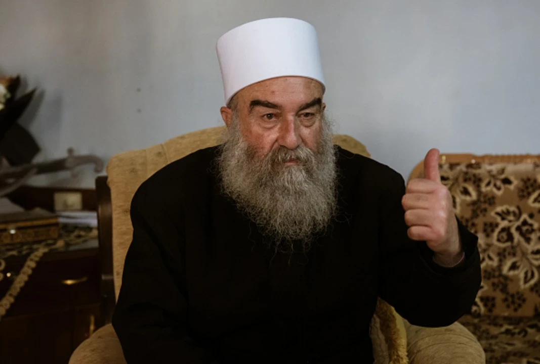 الرئاسة الروحية بالسويداء تدعو لوقف القتال وتؤكد علاقتها بدمشق