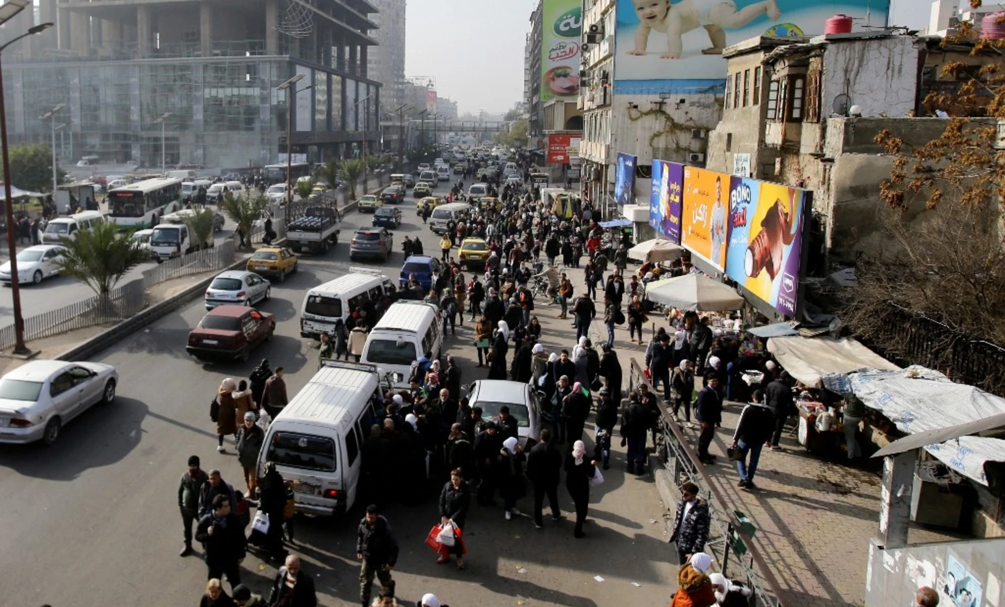 اهتزازات في الجسور بسبب الازدحـام المروري في دمشق: مطالبات بالصيانة والفحوصات العاجلة