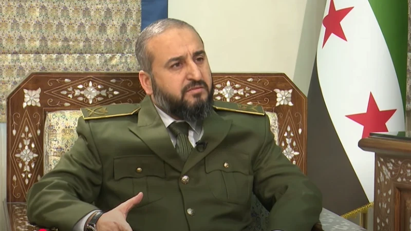 وزير الدفاع مرهف أبو قصرة يلتقي قادة اللواء الثامن في درعا ضمن جهود تنظيم المؤسسة العسكرية