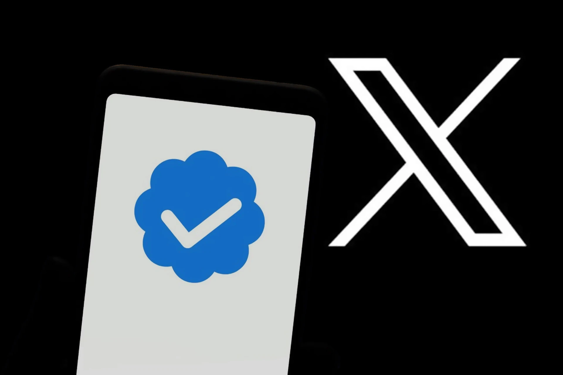 منصة 'إكس' تشهد حدوث خلل غامض وتثير تساؤلات حول السبب