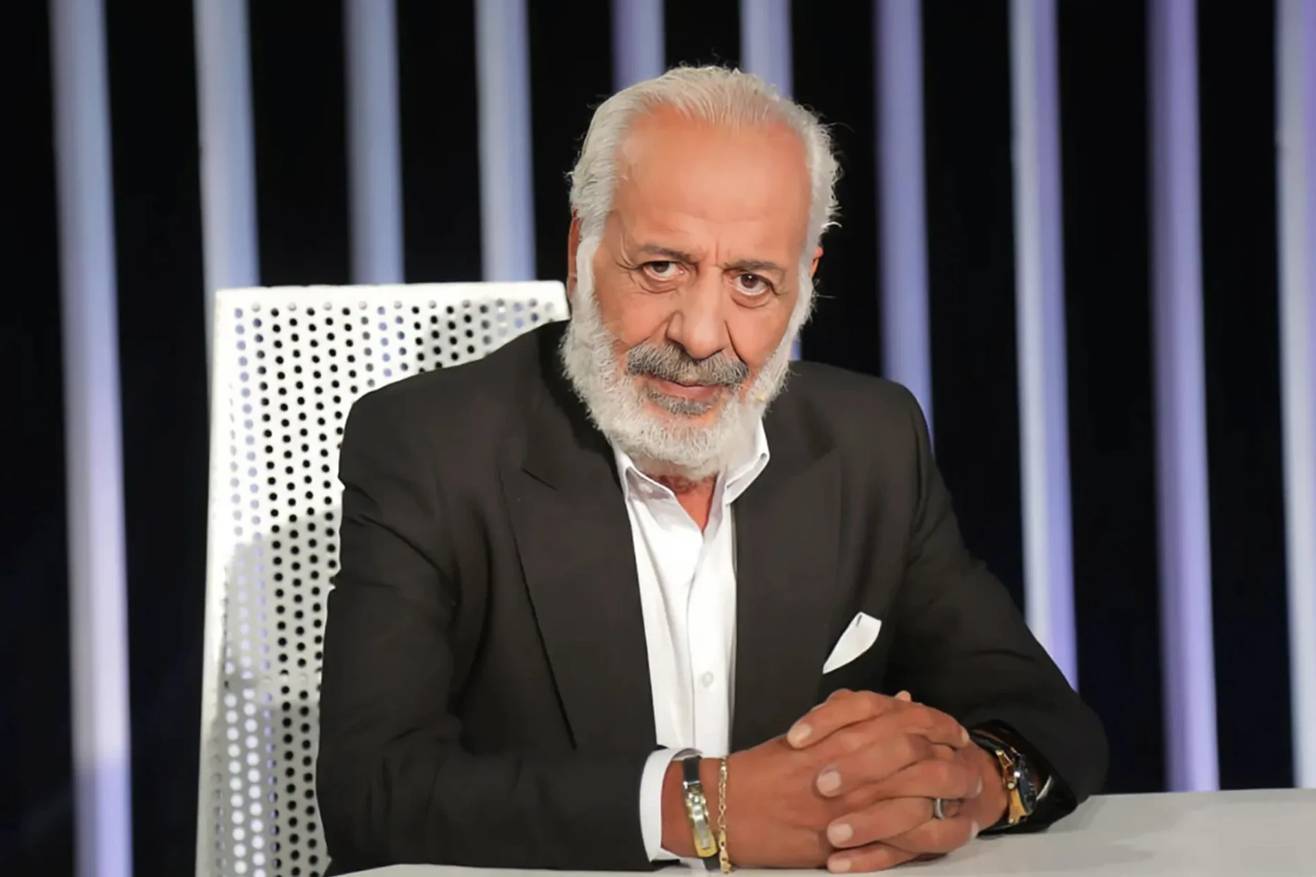 أيمن زيدان يكـشـف عن أسبـاب مشاركته في "باب الحارة" و"العميل" ويصـف تجـربته بالمتـعبة