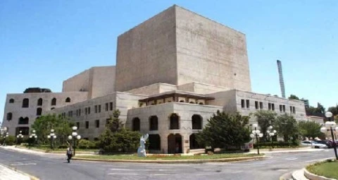 دمشق تنتظر مرسومًا لتغيير اسم دار الأوبرا وقطع صلتها بعائلة الأسد