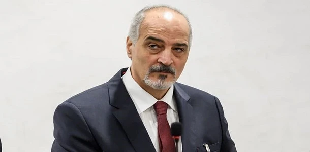 بشار الجعفري وعائلته يحصلون على اللجوء في روسيا وسط تطورات سياسية جديدة