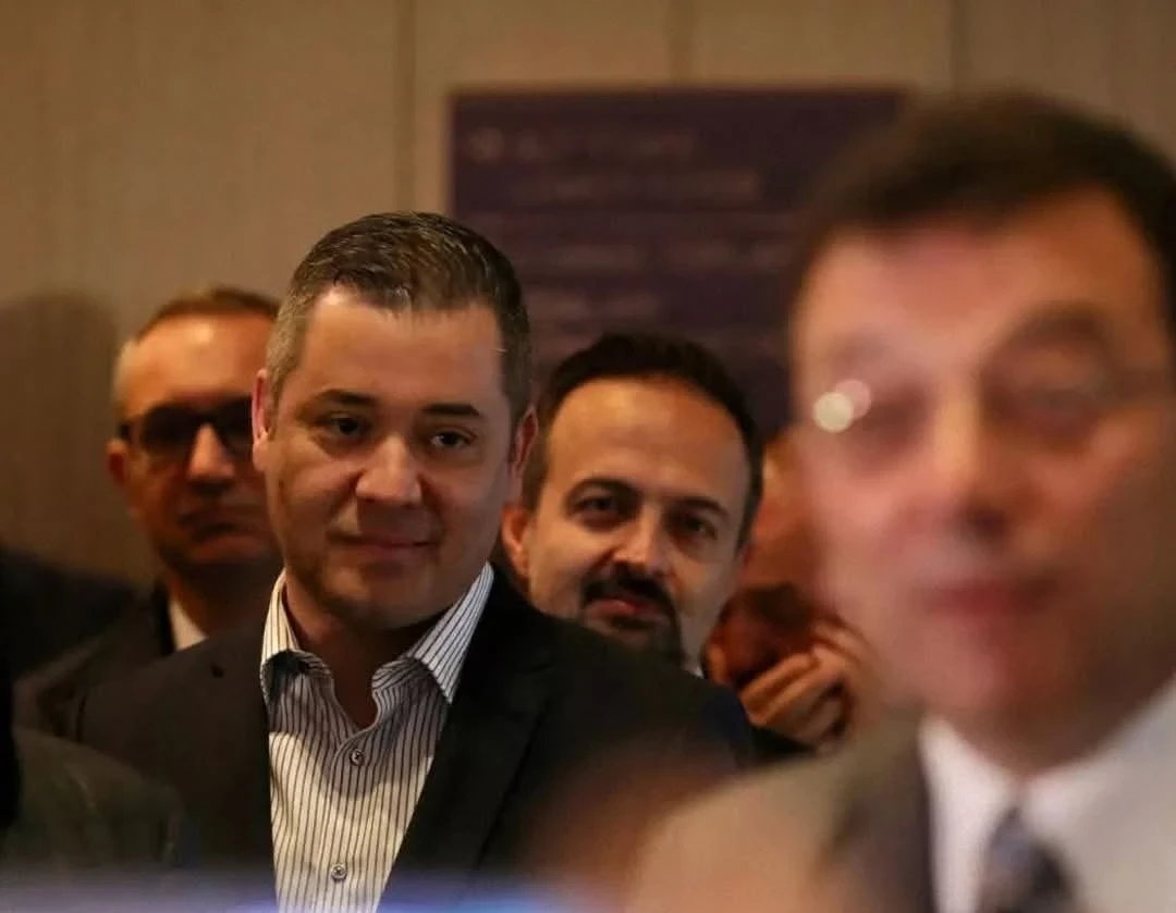 فضيحة فساد في بلدية إسطنبول: تسريب وبيع بيانات ملايين السكان لشركات خاصة عبر مناقصات وهمية