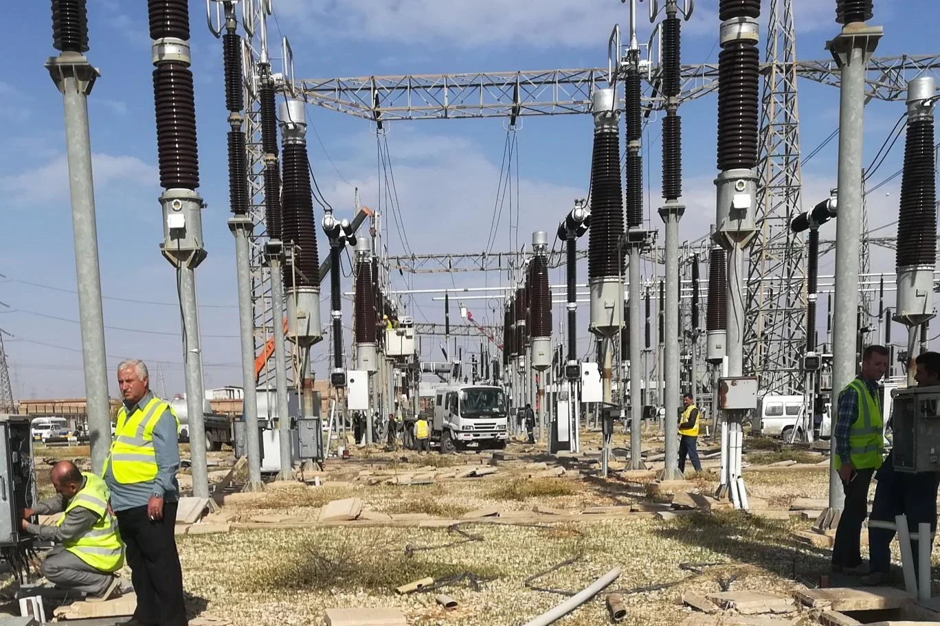 تحذير من غرفة تجارة دمشق: رفع أسعار الكهرباء سيشعل موجة غلاء جديدة