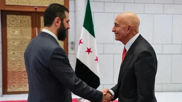 المبعوث الأمريكي الخاص لسوريا يعلن:  ترامب يؤكد أن سوريا لا يمكن أن تتحول إلى منصة تهدد جيرانها، بما في ذلك إسرائيل