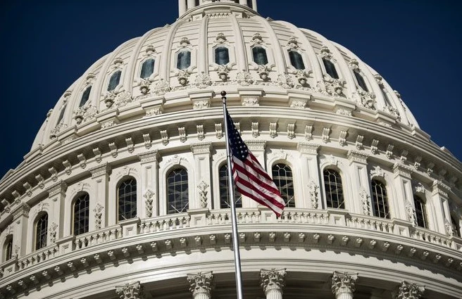 الخـزانة الأميركية تفـرض عقـوبـات على 11 فـردًا وكـيانًا يدعـمـون الحكومة السورية