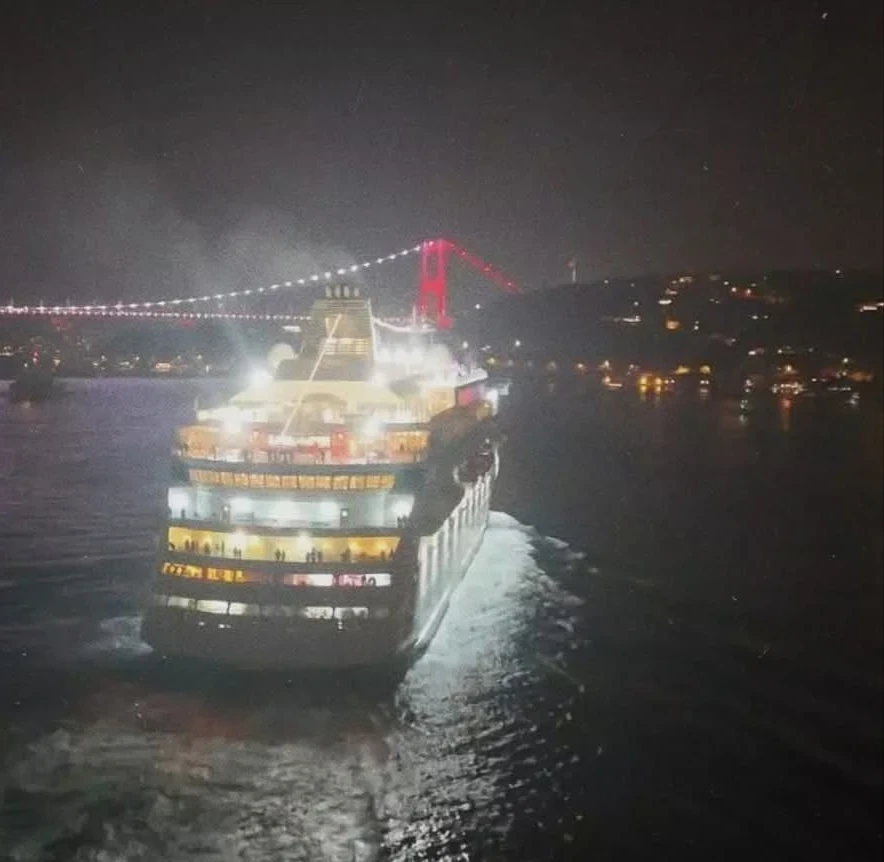 السلطات التركية تمنع رسوّ سفينة روسية في إسطنبول