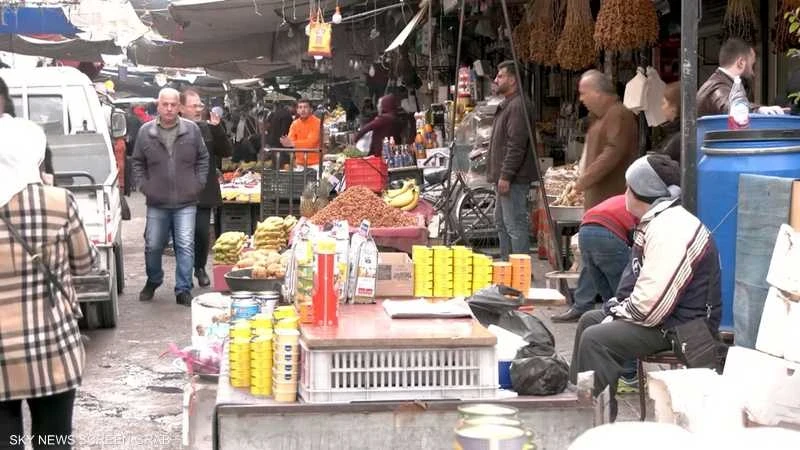 هل انخفـاض أسعار السلع في سوريا حقيقي أم مجرد وهم؟ خبير اقتـصادي يوضـح الفارق