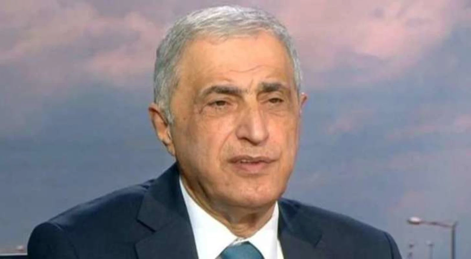 قاسم هاشم: إعـلان اتـفاق وقـ.ـف إطـلاق الـنـا.ر مع إسـ.ـر.ائـ.ـيل قريب