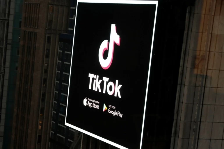 دولة عربية تعلن حجب تطبيق الـ تيك توك