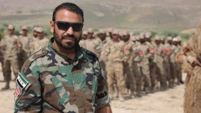 تعـيين مفـ.ـاجئ.. أبو عمـشة قائداً لفرقة حماة في الجـيش السوري الجديد