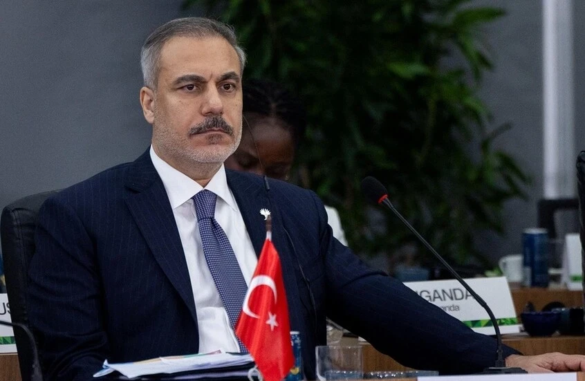 وزير الخارجية التركي يؤكد أهمية وحدة وسيادة الأراضي السورية