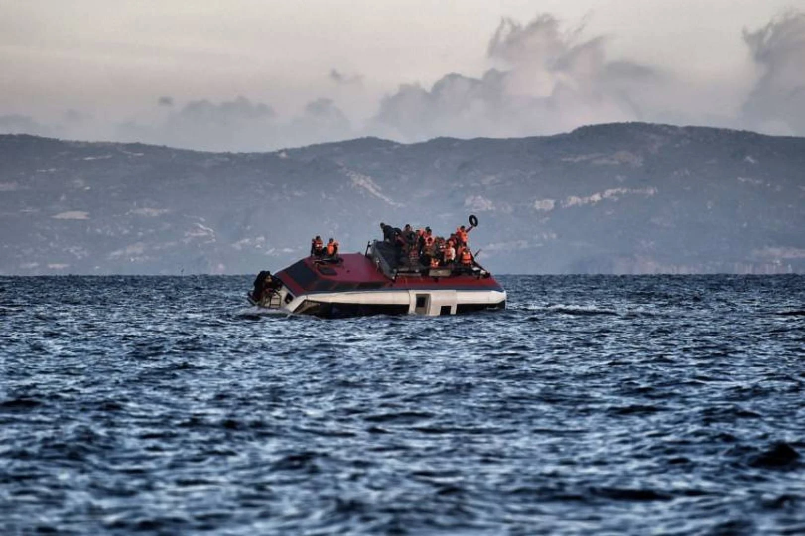 توترات إنسانية بعد غرق سوريين على الحدود السورية اللبنانية