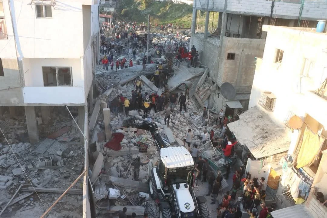 انفجار يهز حي الرمل الجنوبي في اللاذقية.. قتلى وجرحى وأعمال إنقاذ مستمرة