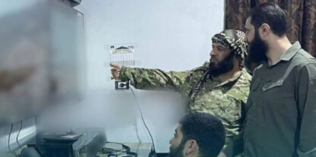 مرهـف أبو قصـرة: تـوحـيد سوريا وإعـادة بنـاء المـؤسـسة العسـكـرية بعد الإطـاحة بالنـظـام