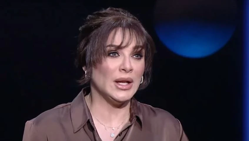 سلاف فواخرجي تعود للظهور وتتحدث عن الأوضاع في سوريا: الأسد كان صمام الأمان