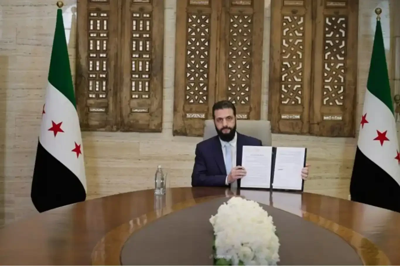 اتفاق بين الحكومة السورية وقوات سوريا الديمقراطية على وقف إطلاق النار وترتيبات إدارية وأمنية