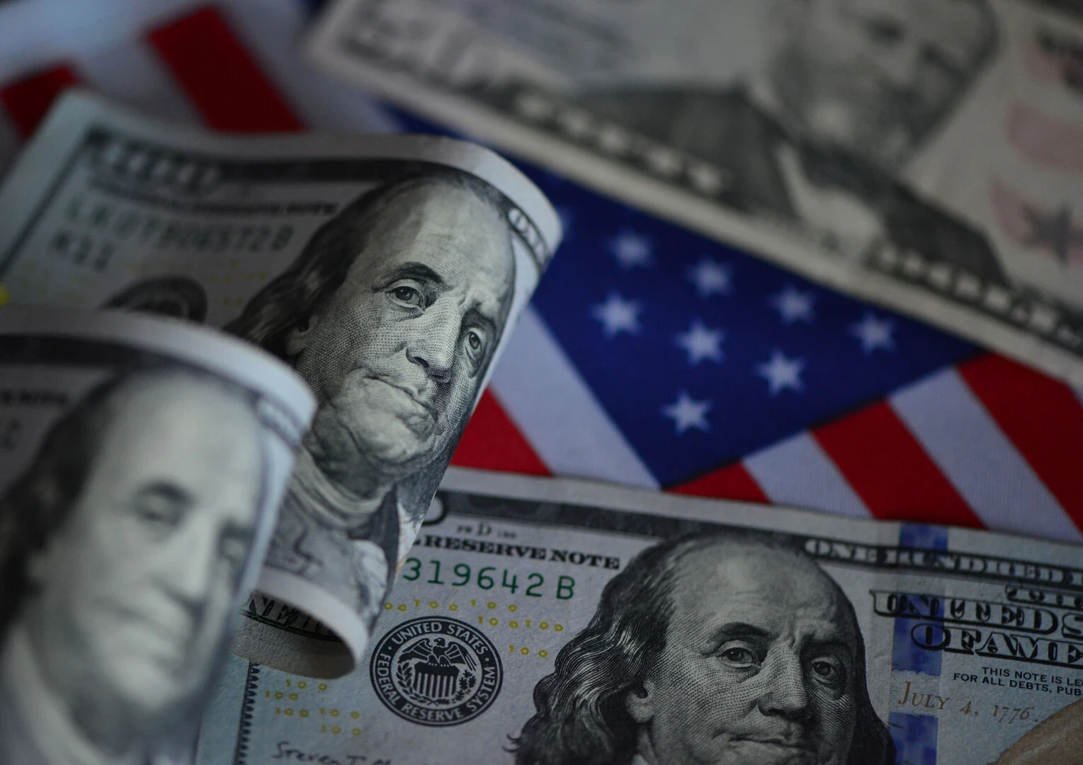 ارتفاع عجز الميزانية الأمريكية لعام 2024 بنسبة 8% مقارنة بالعام السابق